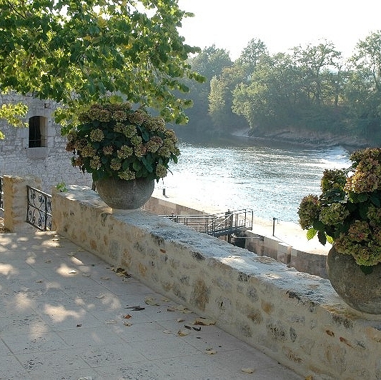 Manoir at riverside Central France